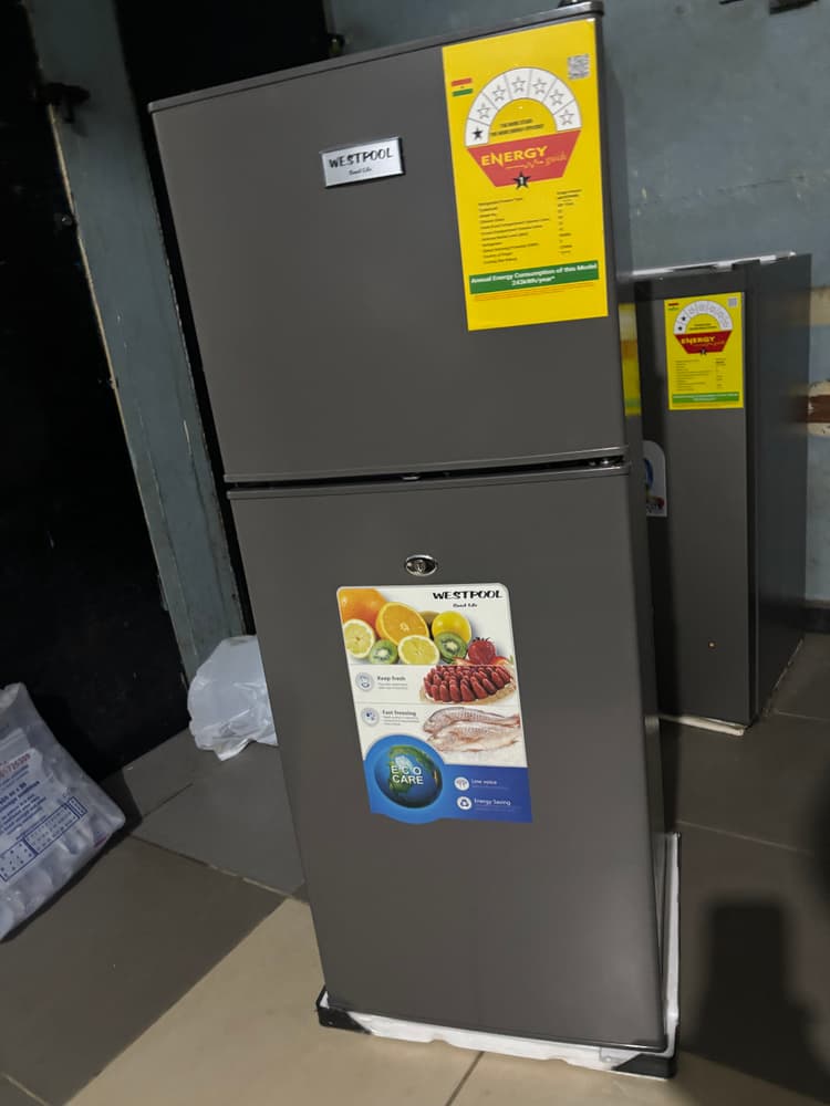 Double door fridge - Image 1