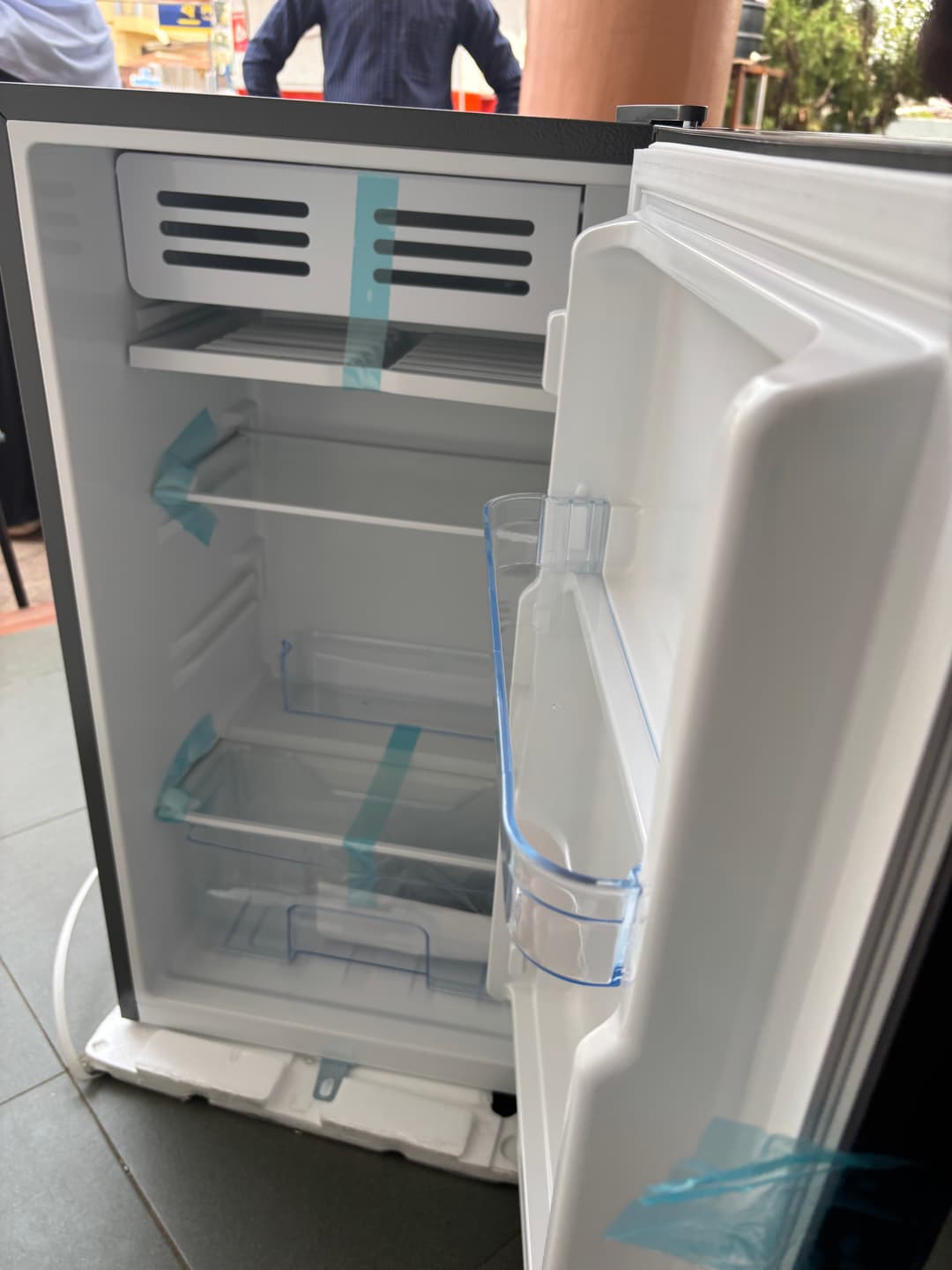 Pearl Table top fridge 